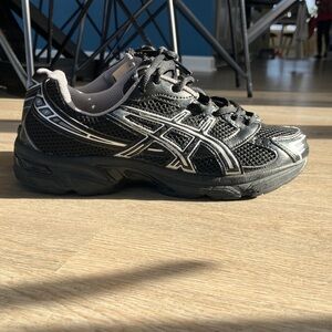 ASICS GEL 1130 black/silver unisex running shoe